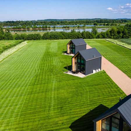 Black Villa Zator Buitenkant foto