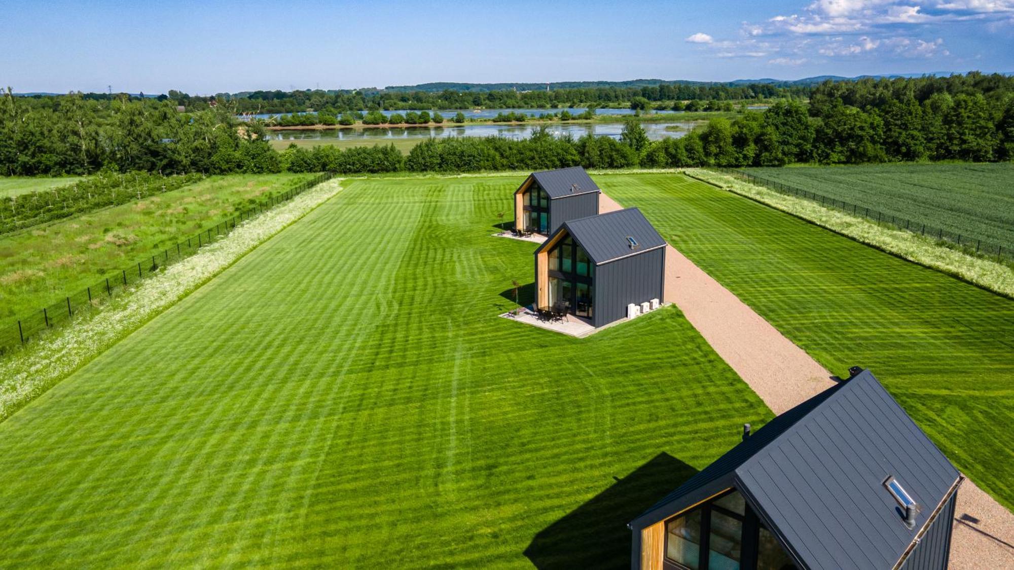 Black Villa Zator Buitenkant foto